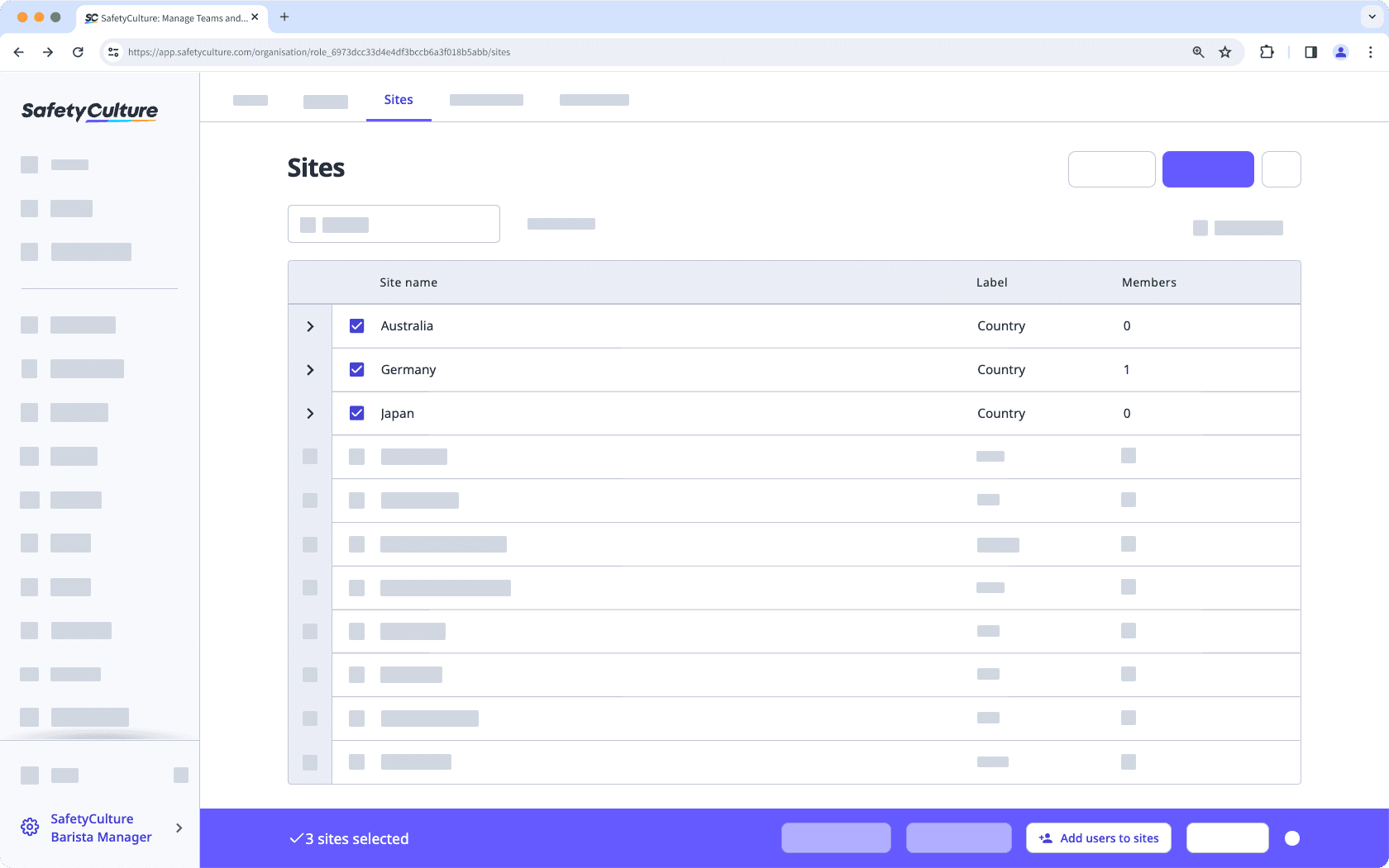 Ajouter des utilisateurs à plusieurs sites ou niveaux à partir de l'application Web.