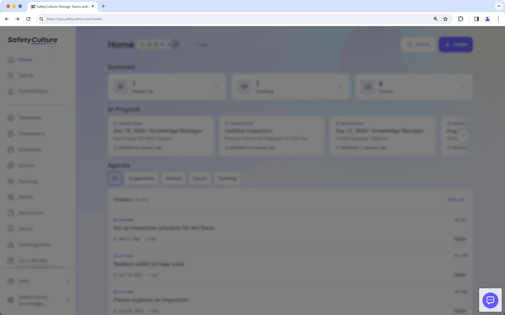 The chat widget button to contact SafetyCulture Support on the web app.