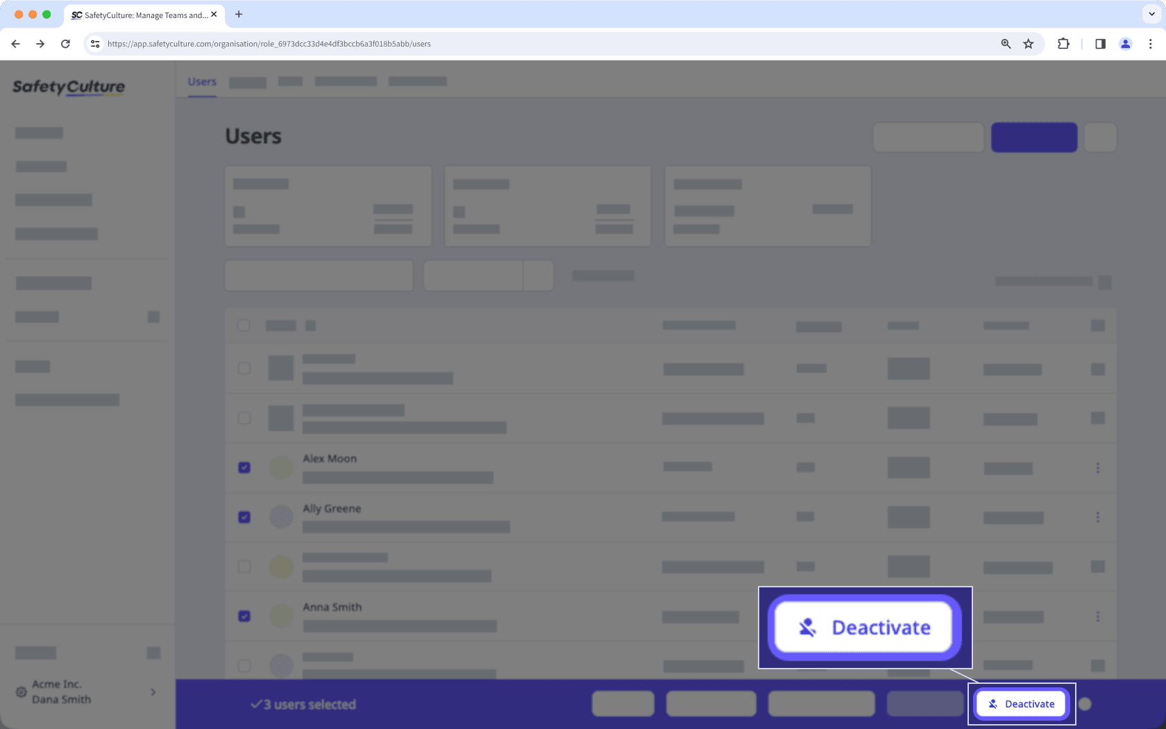 Desactivar usuarios en masa a través de la aplicación web.