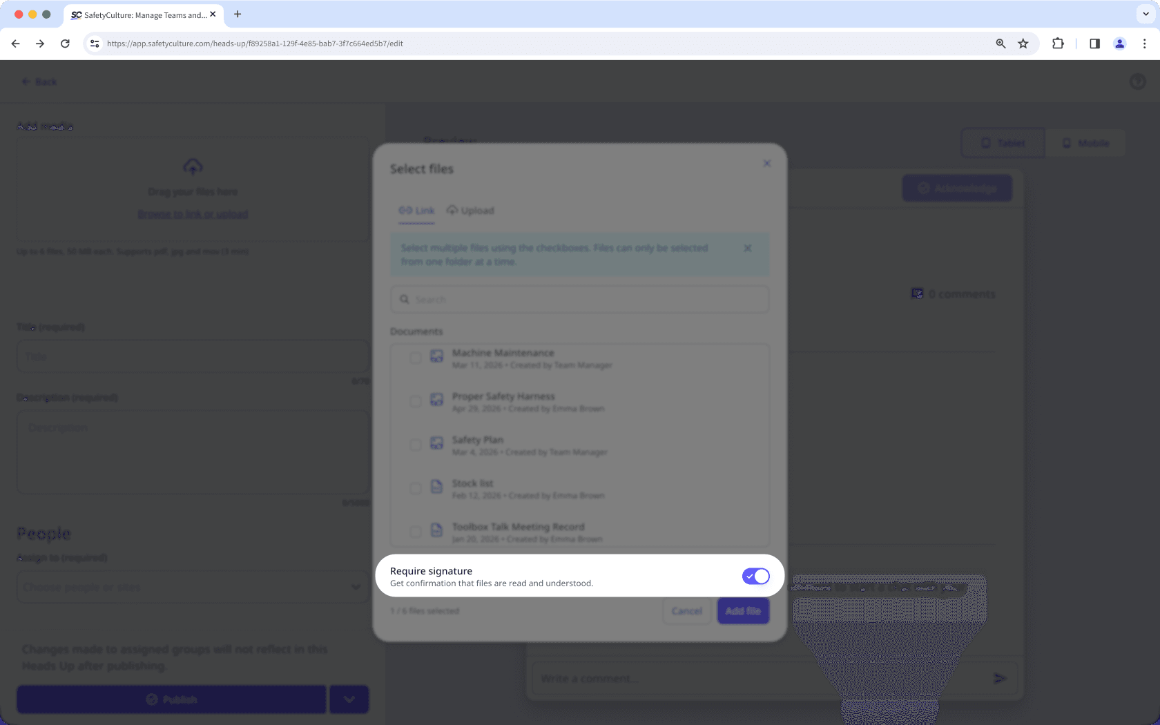 La page Créer une News s'ouvre et affiche l'option permettant de nécessiter des signatures lors de la liaison de fichiers à une News.
