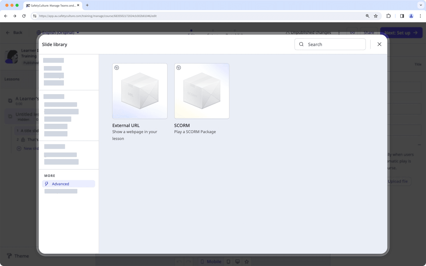 Ein Beispiel für erweiterte Folienvorlagen für Schulungskurse in der Web-App.