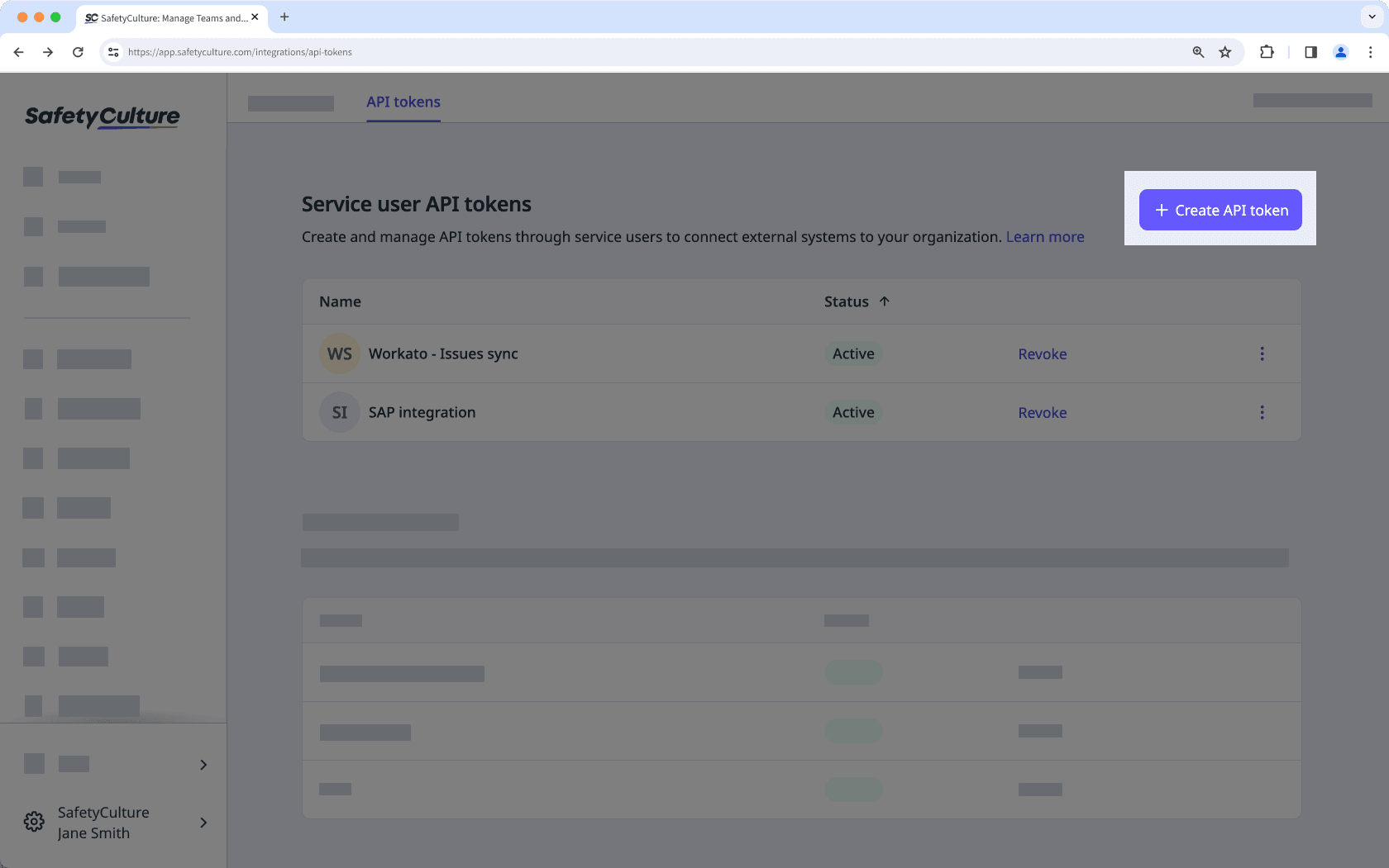 Cree un token de API de usuario de servicio desde la pestaña de tokens de API a través de la aplicación web.