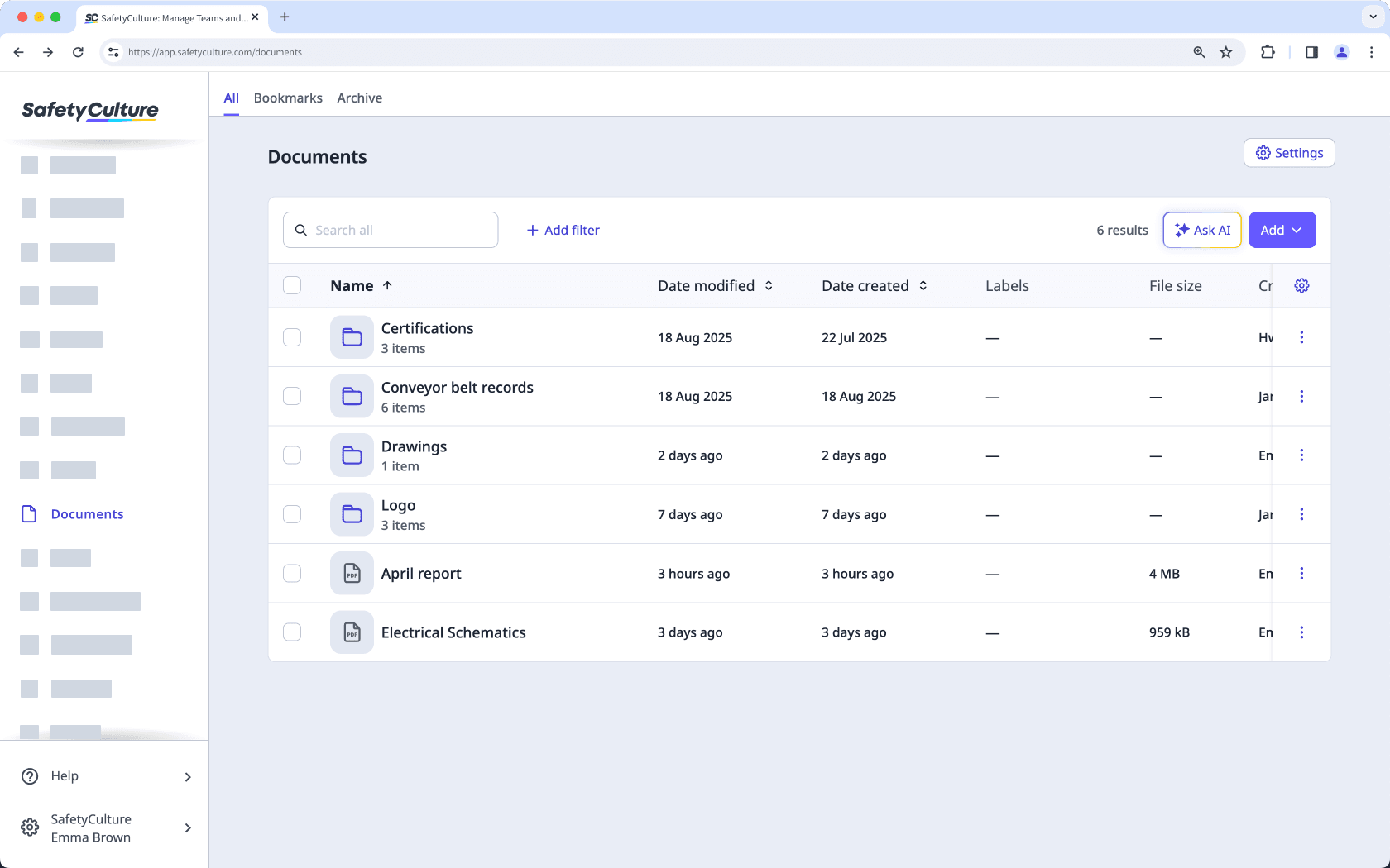 Manage files and folders in Documents via the web app.