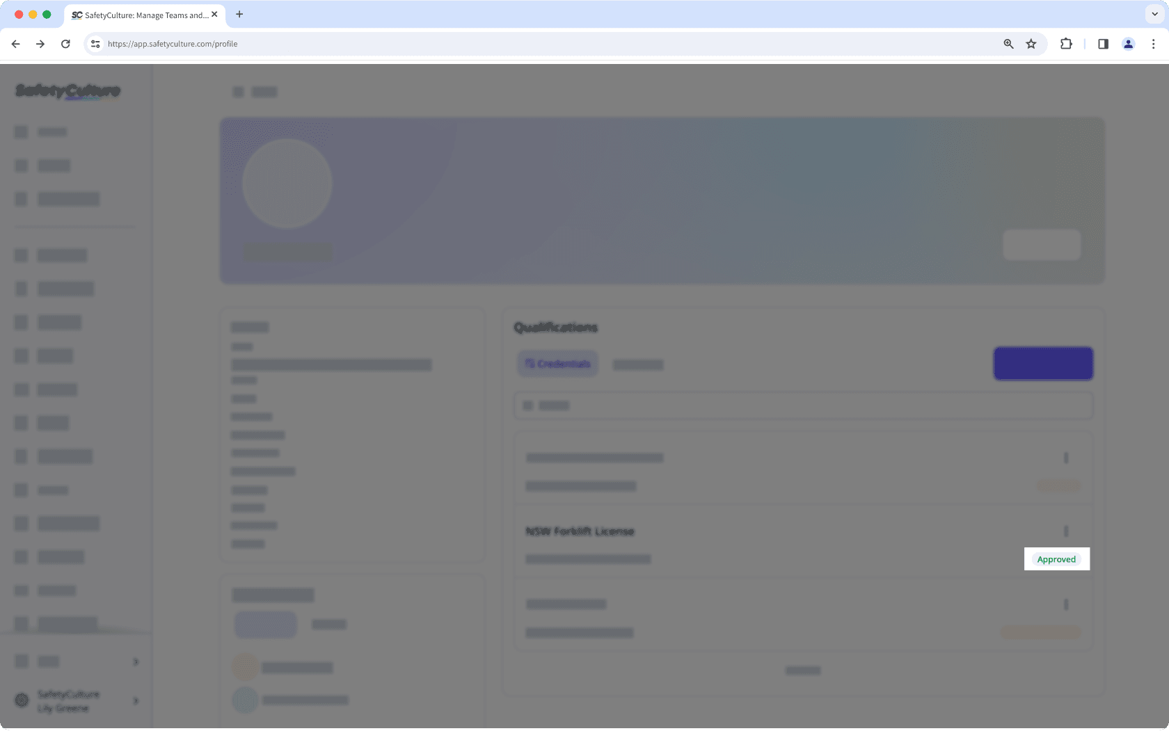 Mithilfe der Web-App den Genehmigungsstatus einer Referenz anzeigen.