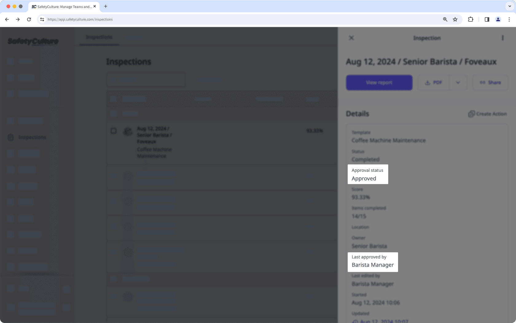 Zeigen Sie relevante Details wie den Status und den Genehmiger einer Inspektion über die Web-App an.