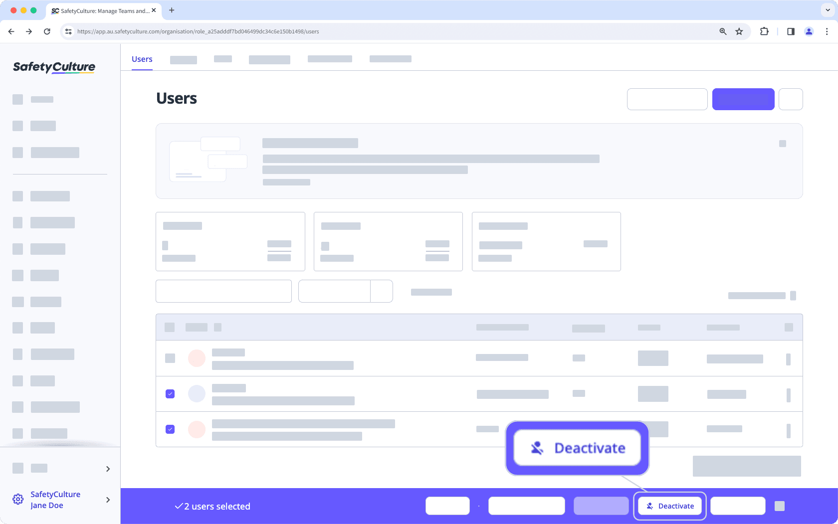 Désactiver les utilisateurs de façon groupée à partir de l'application Web.