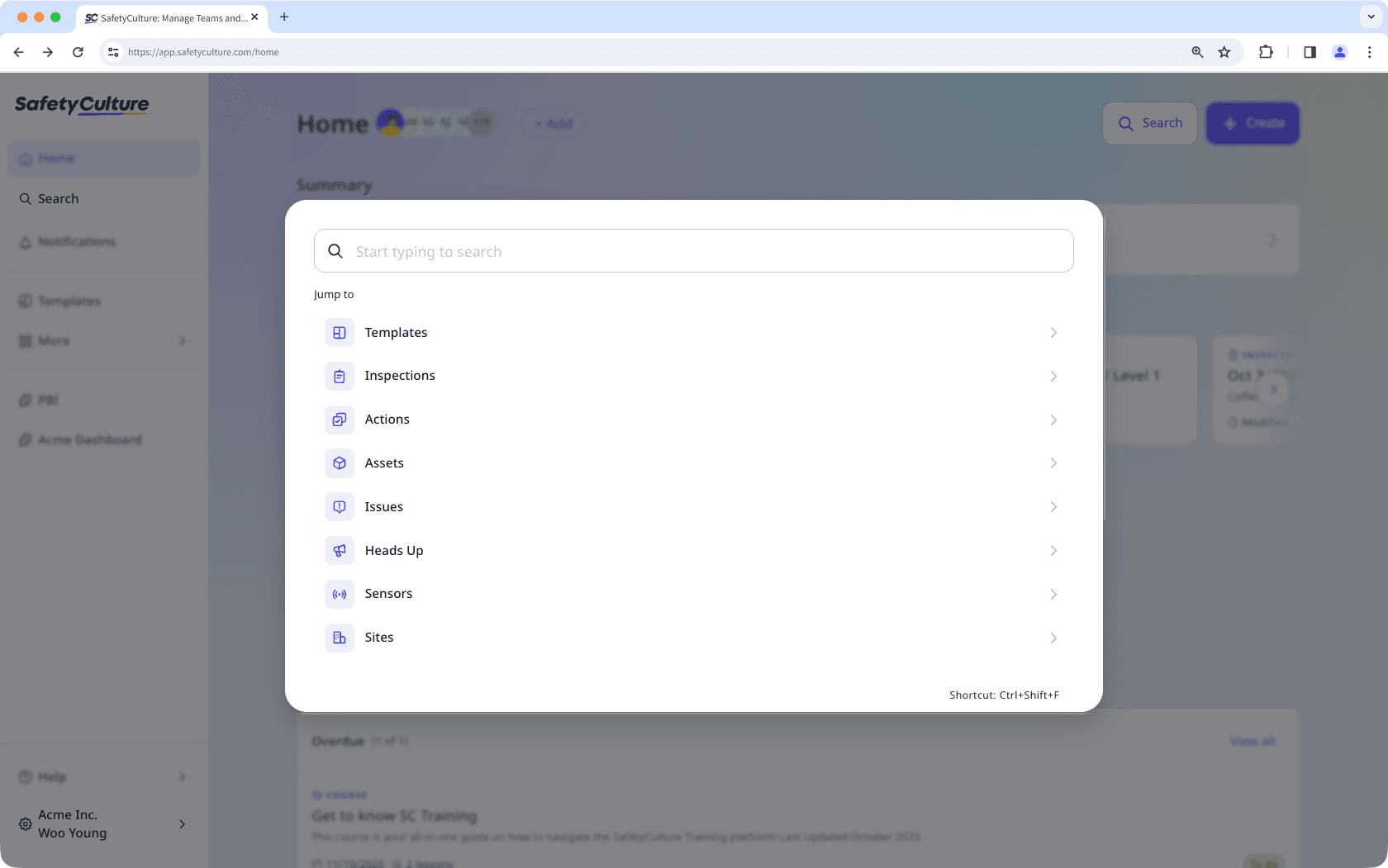 Mit der globalen Suchfunktion können Sie über die Web-App einfach nach Elementen und Datensätzen in Ihrer Organisation suchen.