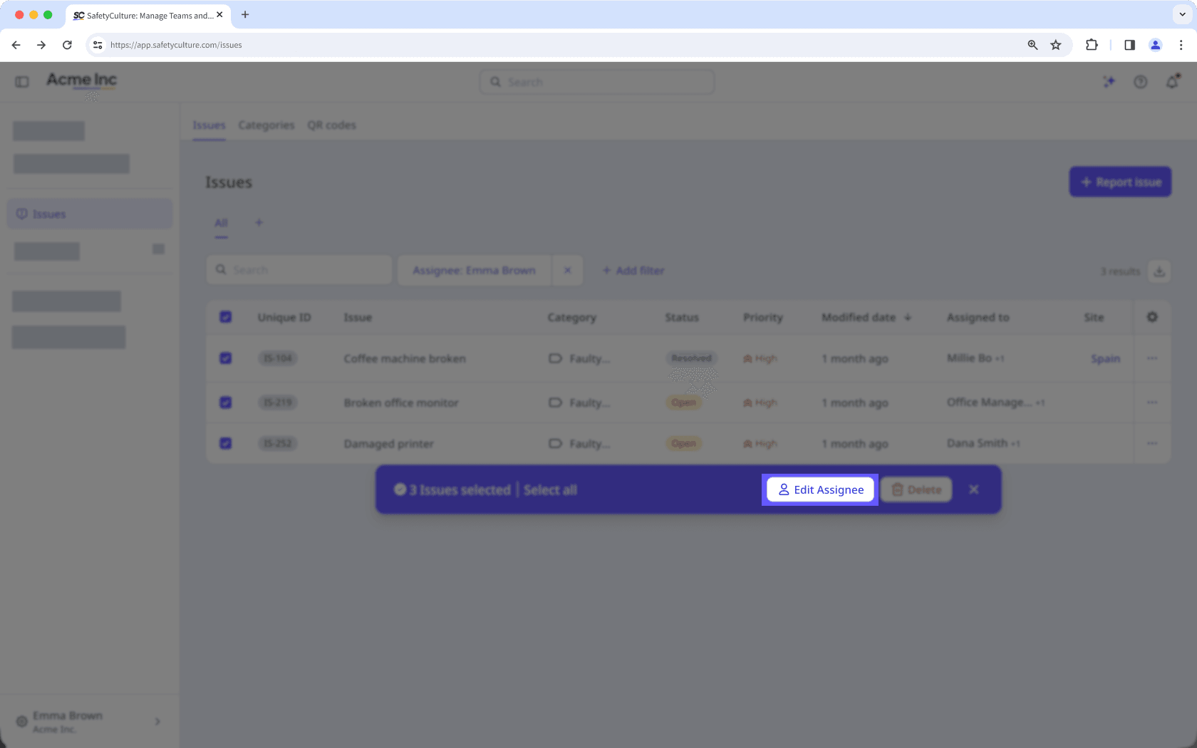 La page des observations affichant l'option de modification groupée des responsables.