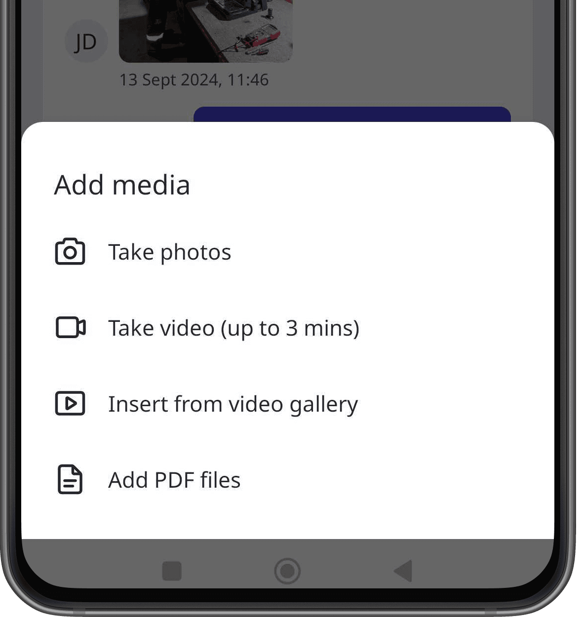 Mithilfe der Mobile-App ein Video zu einer Aktion hinzufügen.