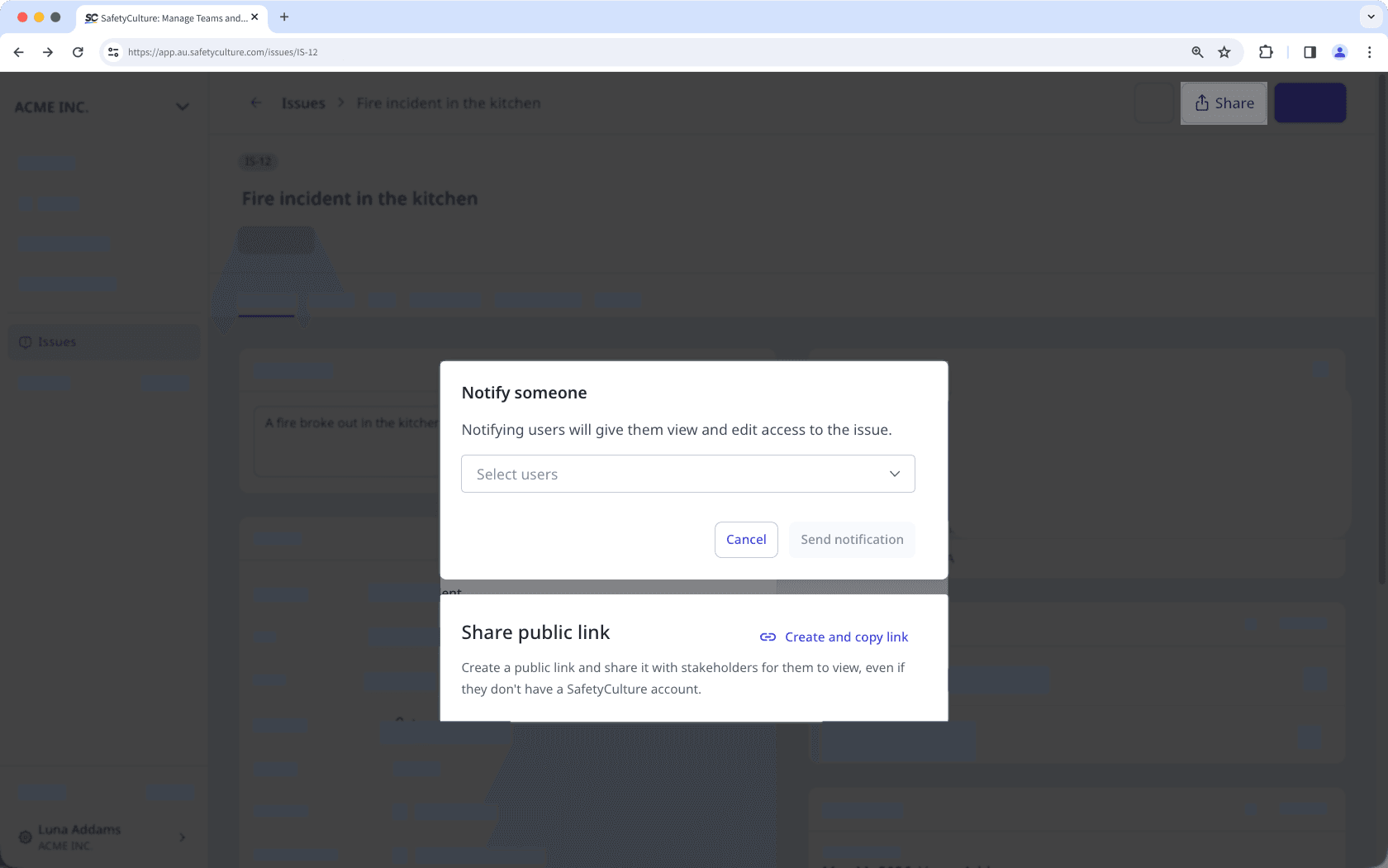 Haga clic en "compartir" en la parte superior derecha de la página.