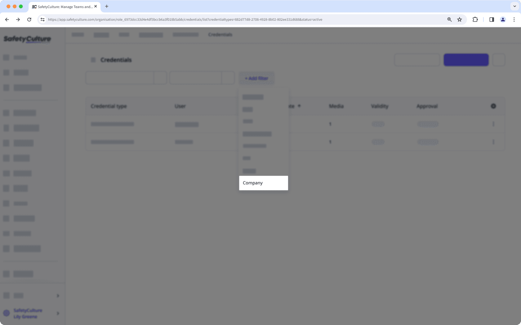 Filtre credenciales por la empresa asociada en la aplicación web.