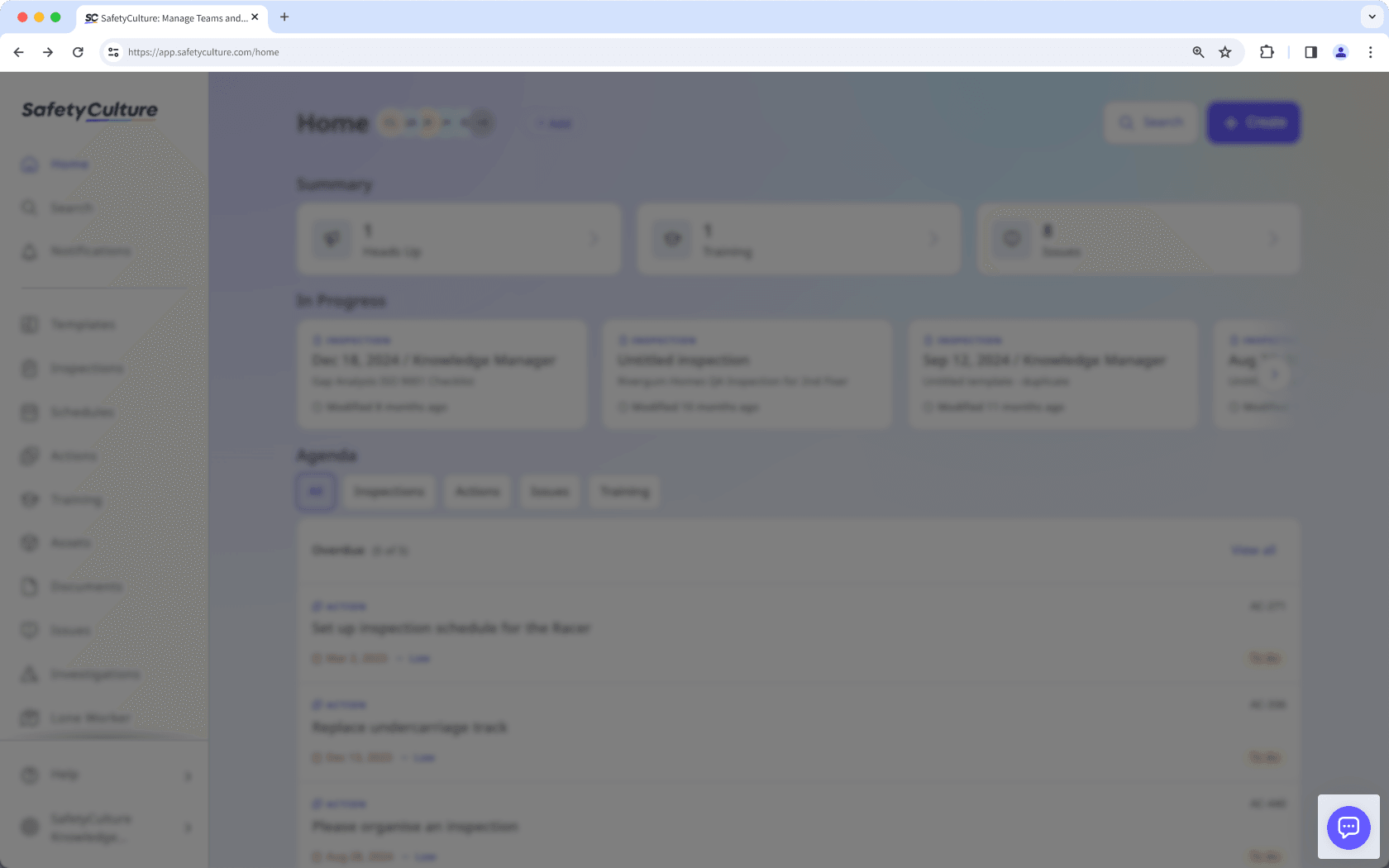 The chat widget button to contact SafetyCulture Support on the web app.