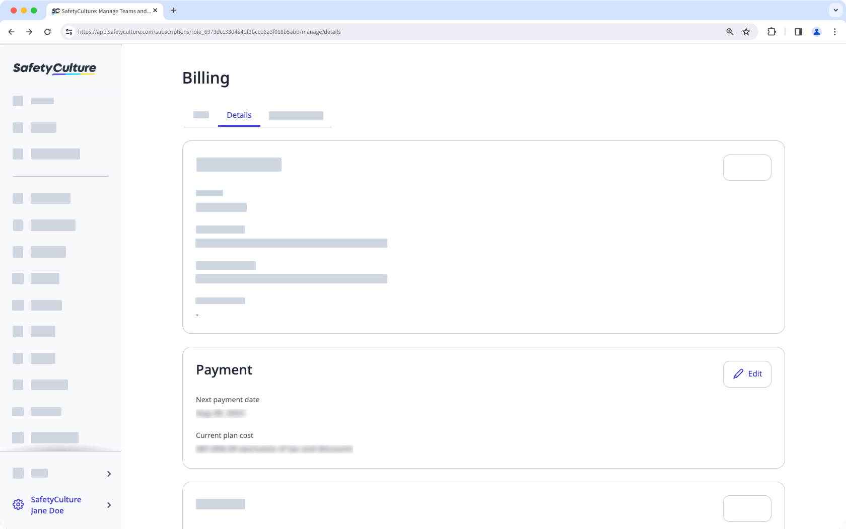 Mithilfe der Web-App die Kreditkartenangaben aktualisieren.